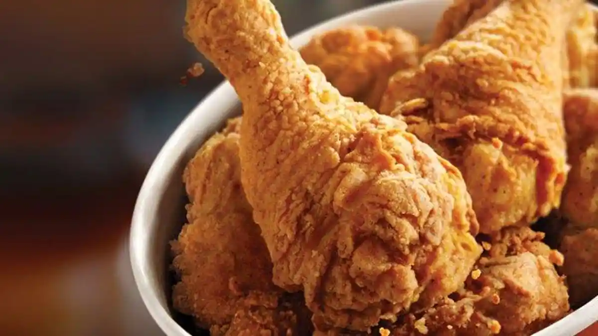 Hari Pelanggan Nasional Rabu 4 September 2019, KFC Promo 9 Potong Ayam Harga Rp 74.091