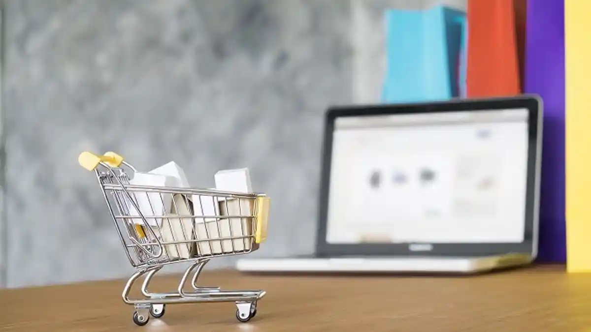 Empat Pertimbangan Utama Konsumen dalam Memilih Marketplace