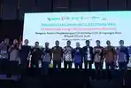 Muzakir-Manaf-saat-foto-bersama-dengan-jajaran-PT-Pema-Global-Energi-dan-PT-Pupuk-Indonesia.jpg