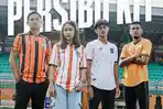 Para-model-memakai-jersey-Persibo-Bojonegoro.jpg
