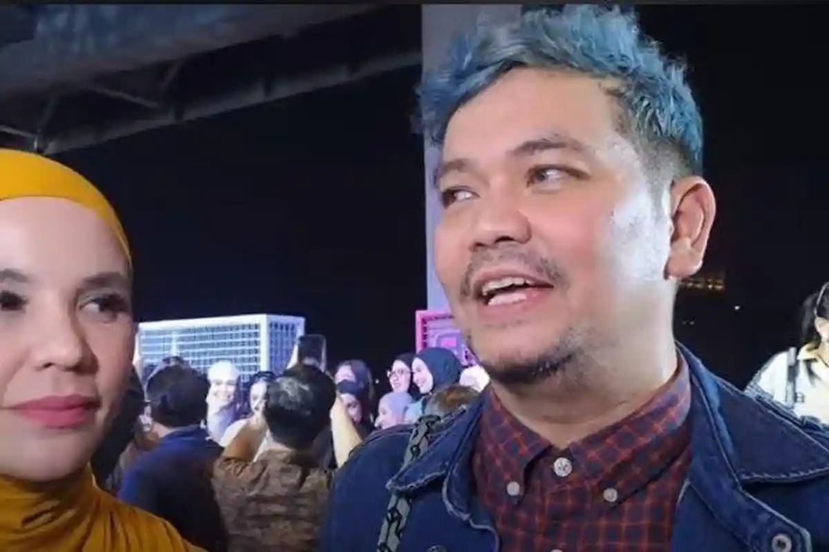 Sempat Cerai dan Rujuk, Indra Bekti dan Istri Rayakan Ulang Tahun Pernikahan ke-13: Mohon Doanya  