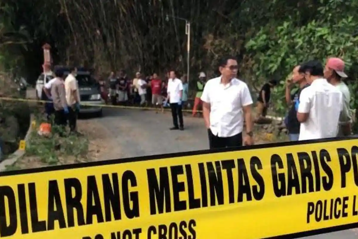 Usai Bunuh Kakak, Adik di Ponorogo Berjalan ke Rumah Bawa Kapak, Kini Diamankan Polisi