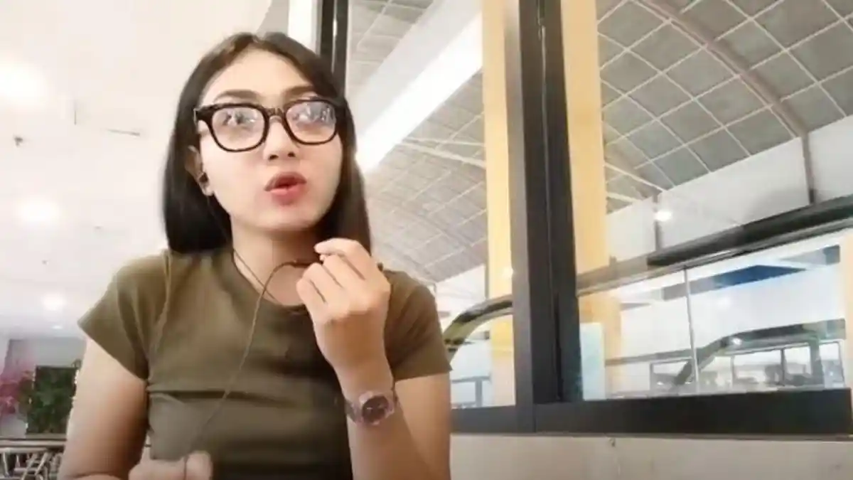 Dituding jadi Selingkuhan Sule, Riesca Rose: Kalian yang ribut aku yang bangkrut