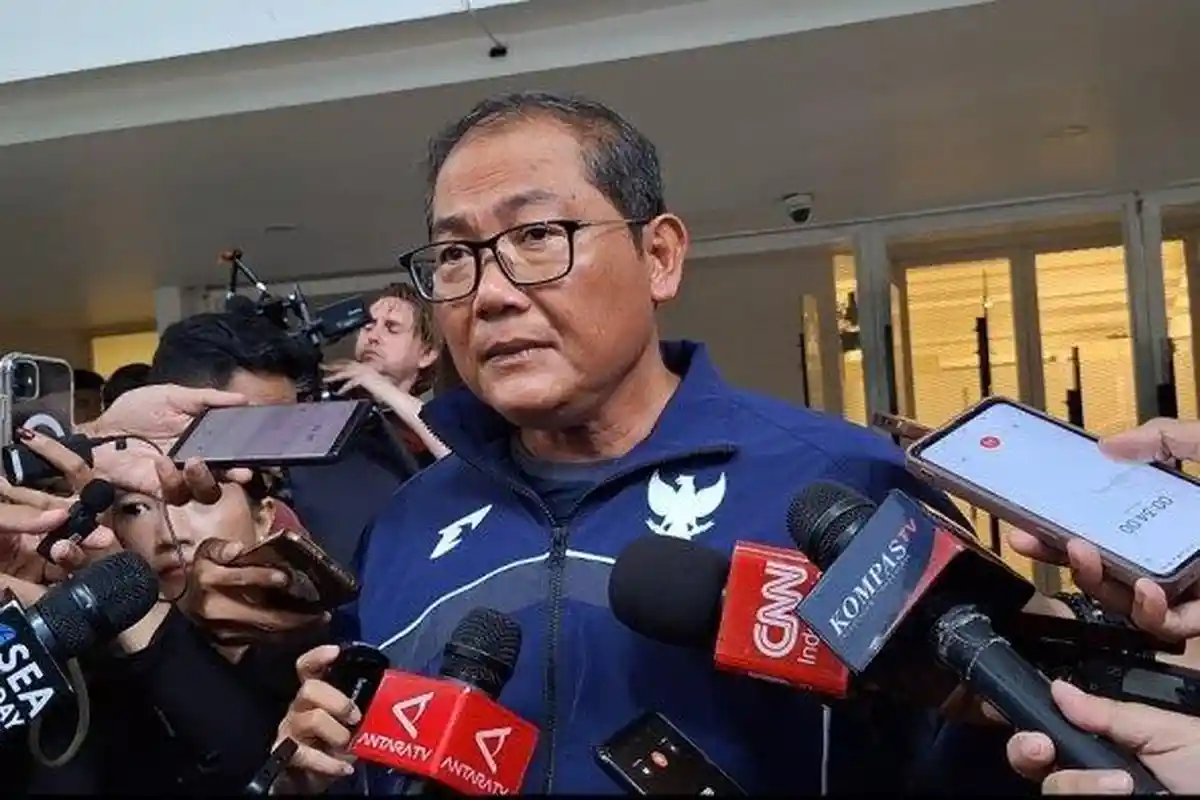 Tagar Patrick Kluibert Out Menggema, Manajer Timnas Indonesia Buka Suara