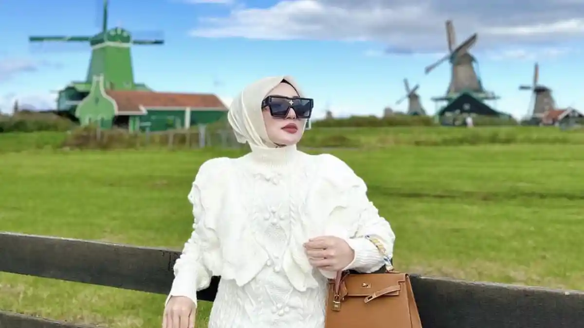 Ini Profil Shella Saukia, Selebgram dan Crazy Rich Aceh