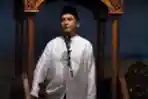 Bacagub DKI Yusril Ihza Mahendra Khutbah di Masjid Blok M Square