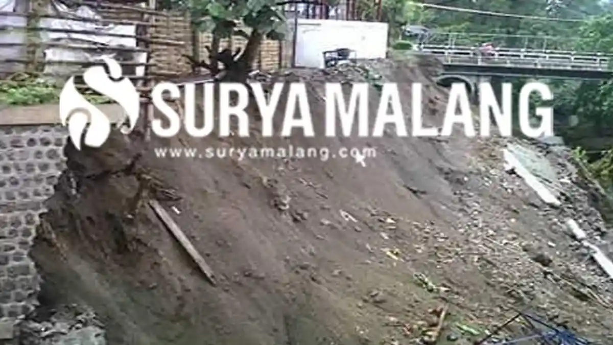 Tiga Bulan Selesai Dikerjakan, Proyek Rp 800 Juta Ambrol