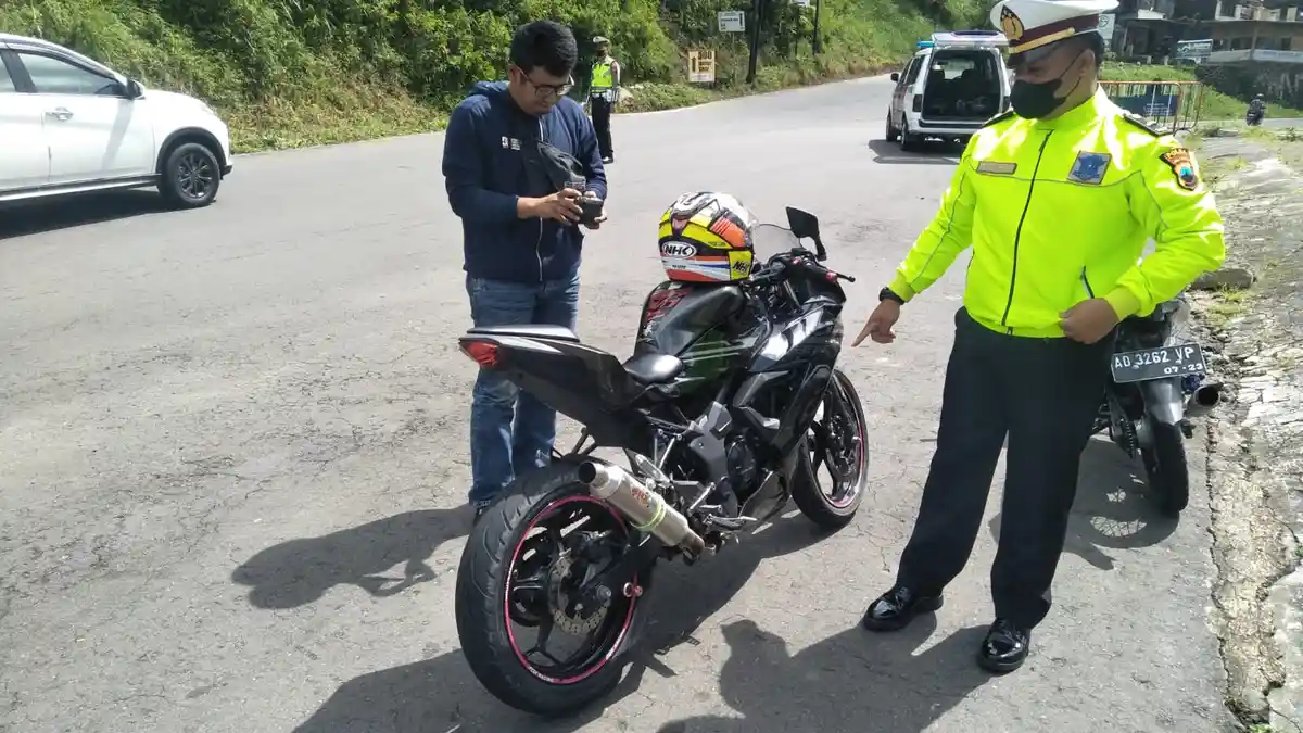 487 Sepeda Motor Berknalpot Brong Terjaring Razia di Karanganyar , Pemilik Mayoritas Pelajar SMA