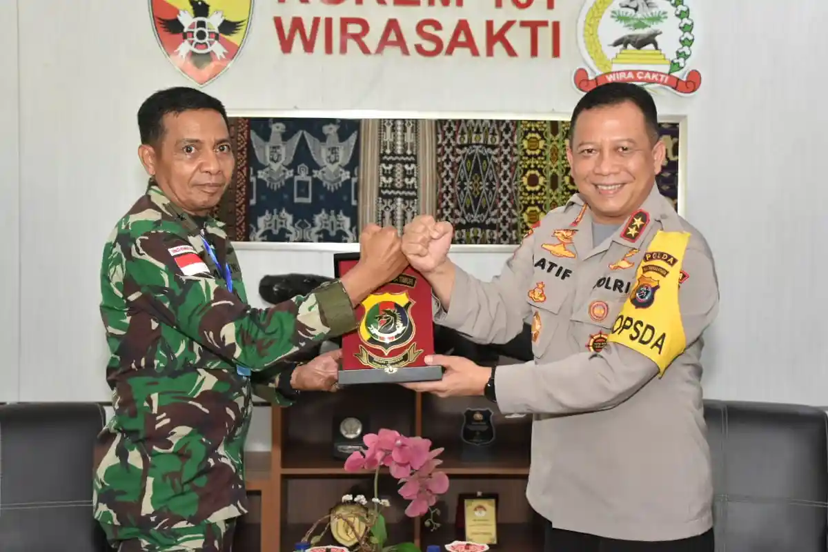 Danrem 161/Wira Sakti Terima Kunjungan Silaturahmi Kapolda NTT yang Baru