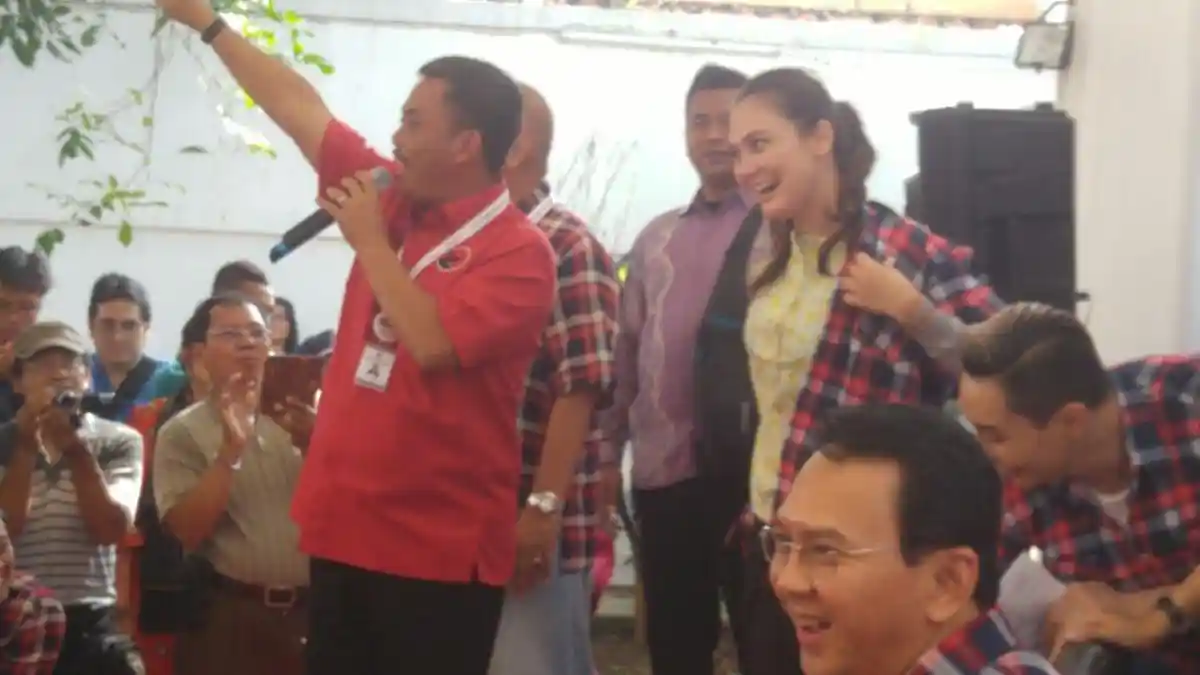 Datangi Posko Ahok, Luna Maya Hampir Nangis Saat Temui Sosok Ini