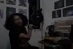 Papu-Septiano-membawakan-lagu-Toe-Naun.jpg
