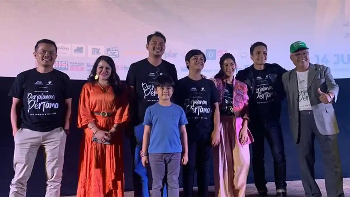 Bintangi Film 'Perjalanan Pertama', Muzzaki Ramdhan Teringat Momen Diantar Ayahnya ke Sekolah
