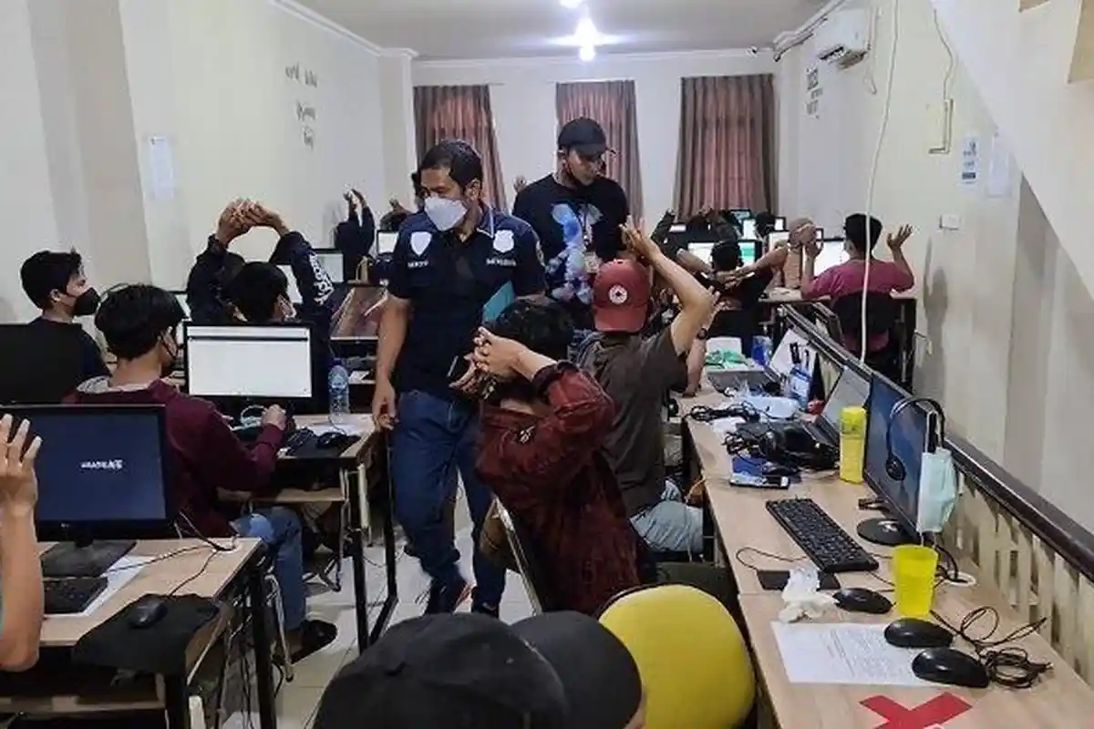 Catat ! Ini Nomor WhatsApp dari Polda Metro Jaya Jika Warga Ingin Lapor soal Pinjaman Online