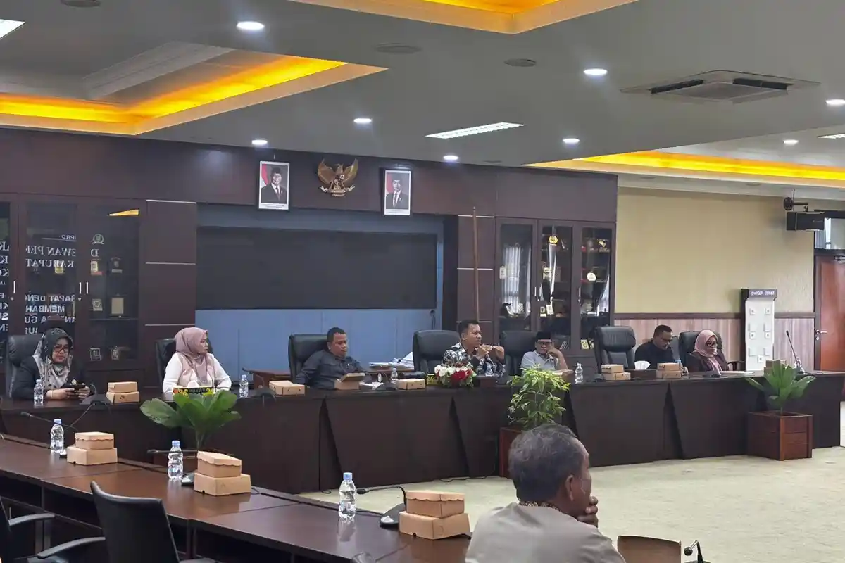 Ketua Komisi IV DPRD Kukar Dorong Revisi Perbup untuk Naikkan Insentif Guru Swasta