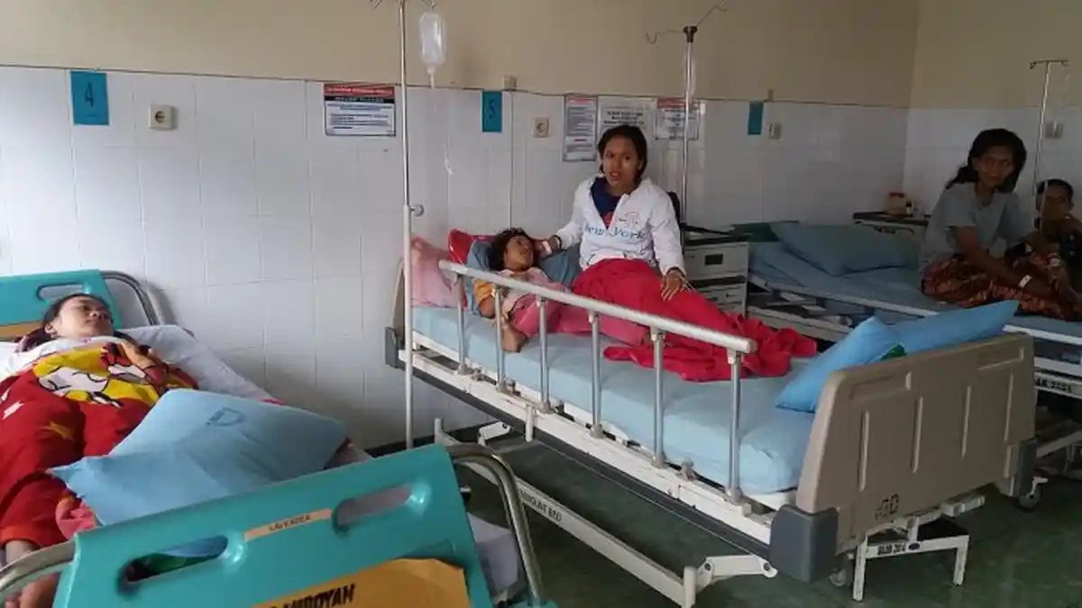 Santap Nasi Uduk, Puluhan Warga di Karawang Muntah-muntah
