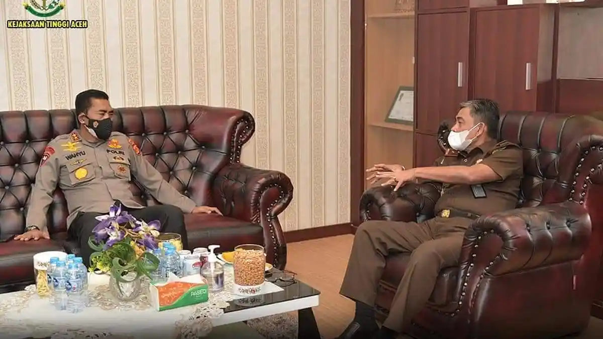 Jelang Pindah Tugas, Kapolda Aceh Wahyu Widada Pamitan ke Kajati Aceh