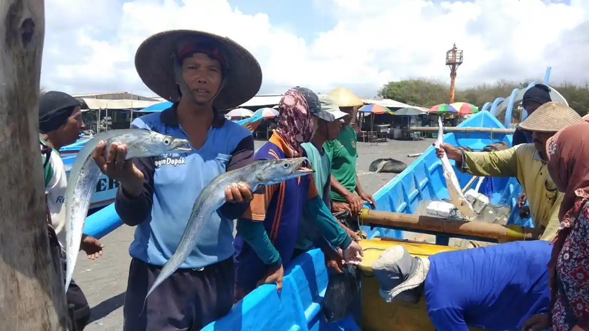 Hujan Lebat Tak Surutkan Nelayan di Bantul Tetap Melaut