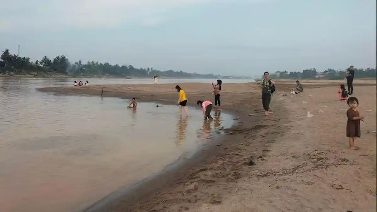 34 Kecamatan di Jambi Waspada Cuaca Buruk, BMKG Rilis Peringatan Dini Sore hingga Malam - Tribunjambi.com