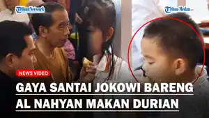Gaya-Santai-Jokowi-Pakai-Kaos-Nikmati-Durian-Bareng-Al-Nahyan-di-Medan.jpg