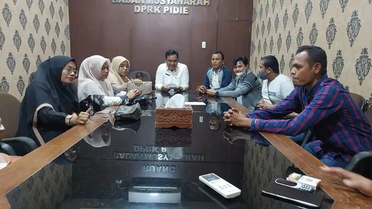 Pansus DPRK Sesalkan Pernyataan Ketua KIP Pidie, Terkait 'Mangkir' dari Panggilan Dewan