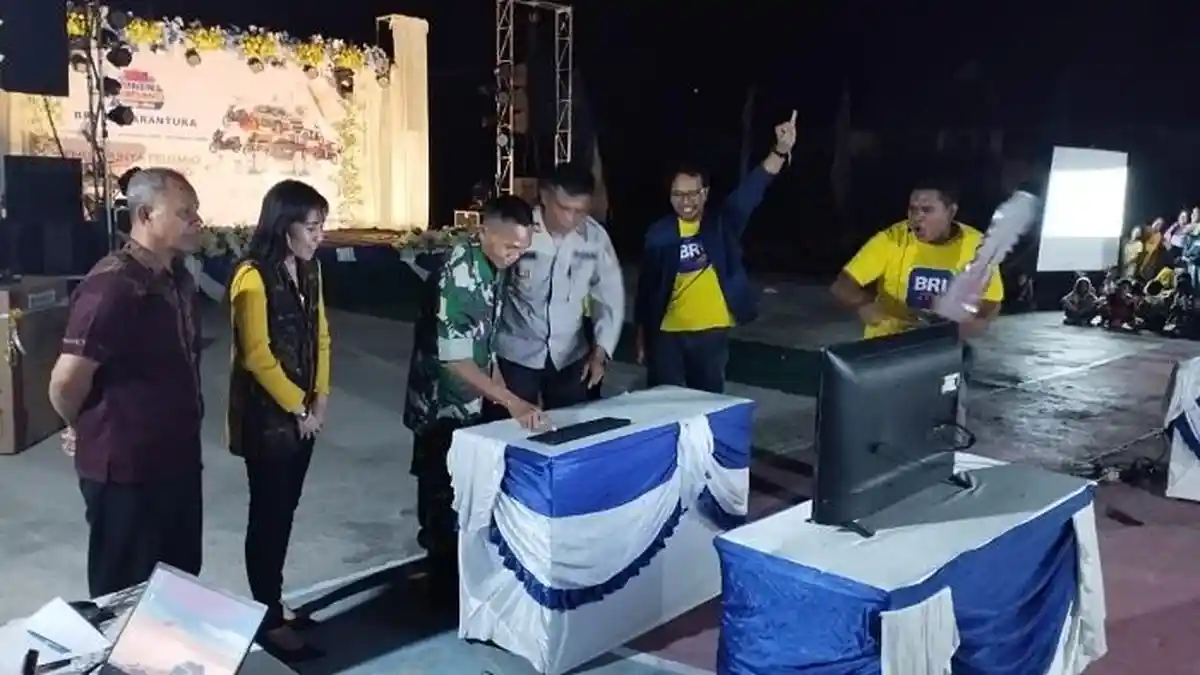 Bank BRI Cabang Larantuka Panen Hadiah Simpedes di Desa Balauring Lembata