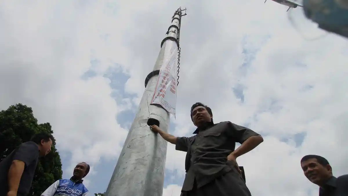 Di Gresik Marak Tower Bodong, Diduga Ini Penyebabnya