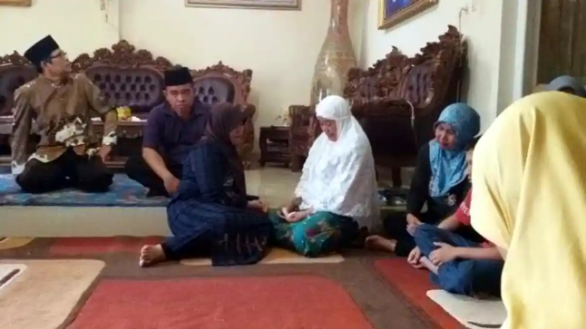 Keluarga di Palembang Belum Yakin Dian Sukma Ikut Pesawat Hercules yang Jatuh