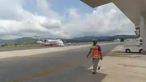 pesawata-atr-di-komodo.jpg