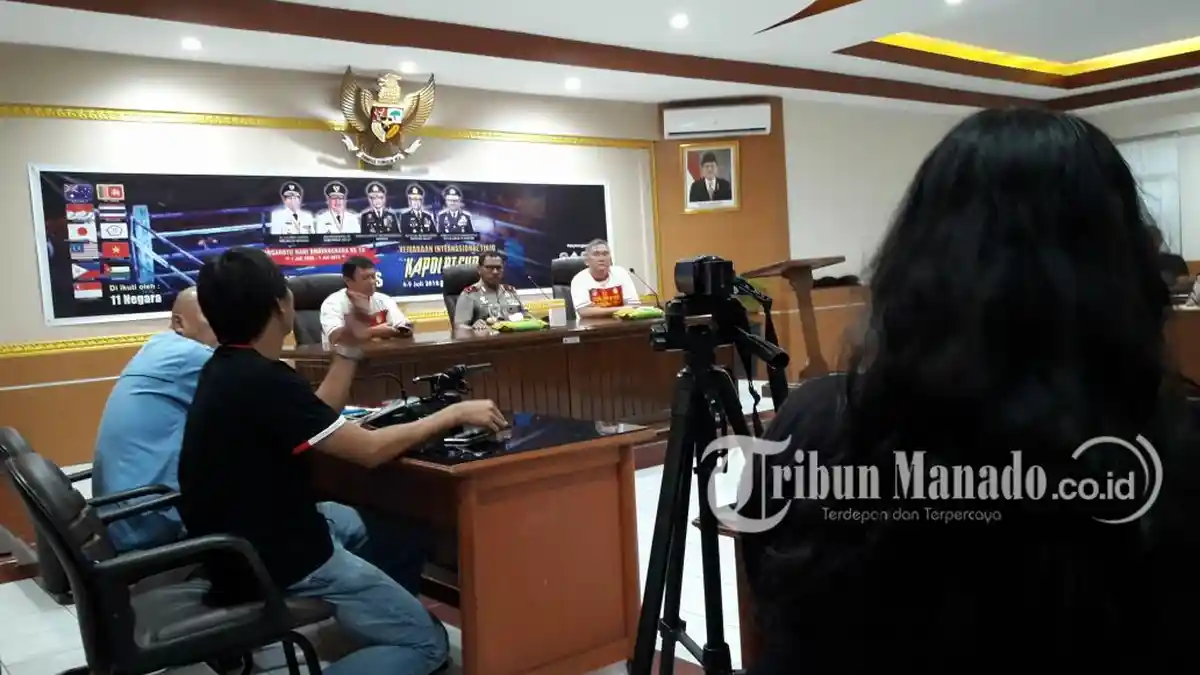 Penonton Gratis Masuk ke Lokasi Kejuaraan Tinju International