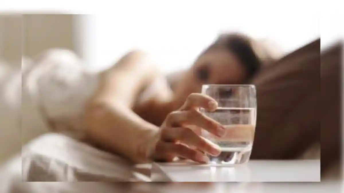 Manfaat Minum Air Putih Hangat di Pagi Hari, Salah Satunya Bisa Turunkan Berat Badan