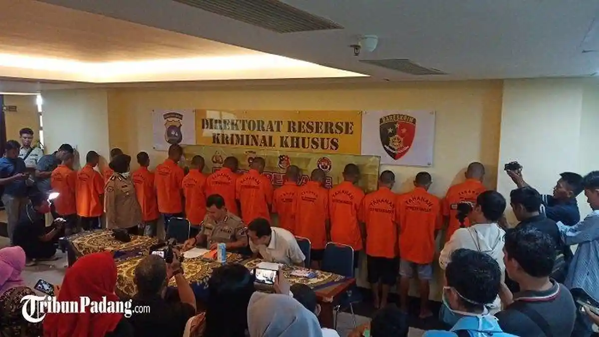 20 Penambang Emas Ilegal Diamankan Polda Sumbar, Berikut Peran Mereka