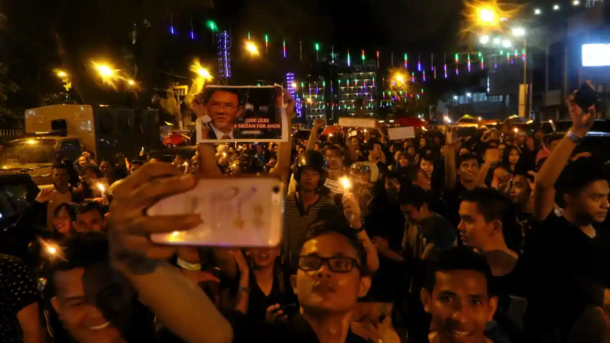 Demokrat Minta Pemerintah Jembatani Massa Pro dan Kontra Ahok Melalui Jalan Dialog