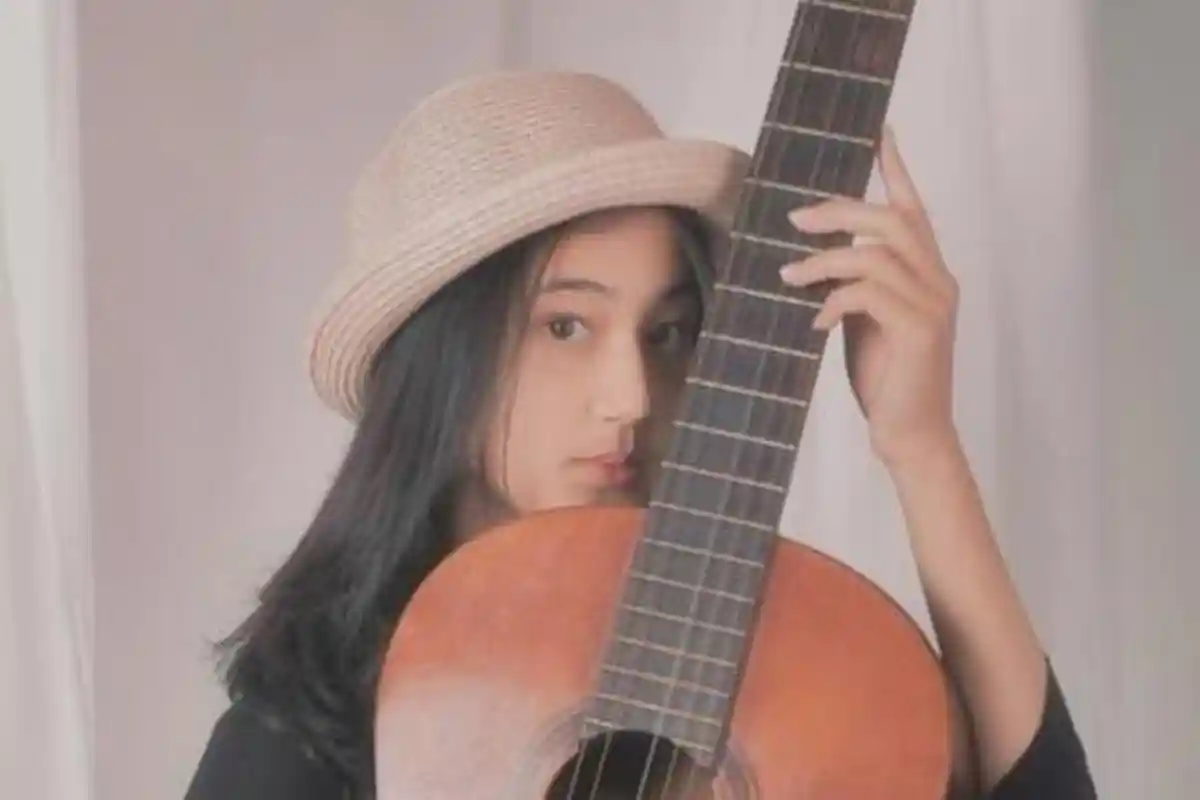 Chord Lagu Tak Ingin Usai - Keisya Levronka, Kunci Gitar Am