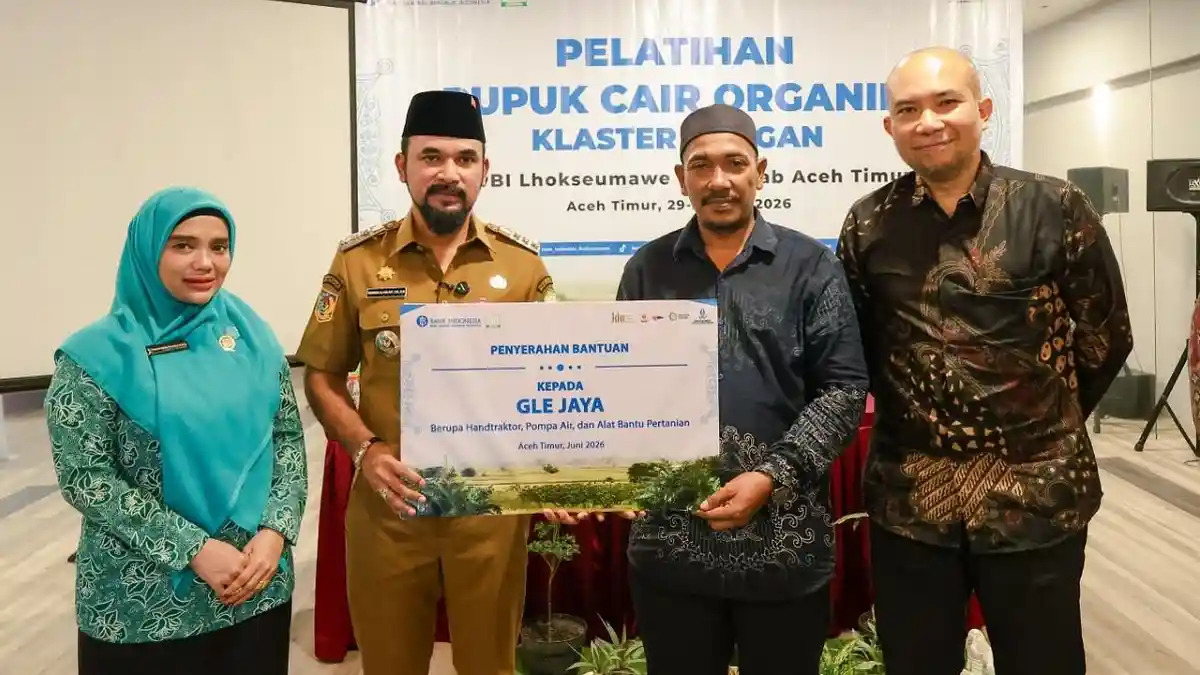 Petani Aceh Timur Dilatih Membuat Pupuk Organik, Solusi Pemulihan Pertanian Pascabanjir - Serambinews.com