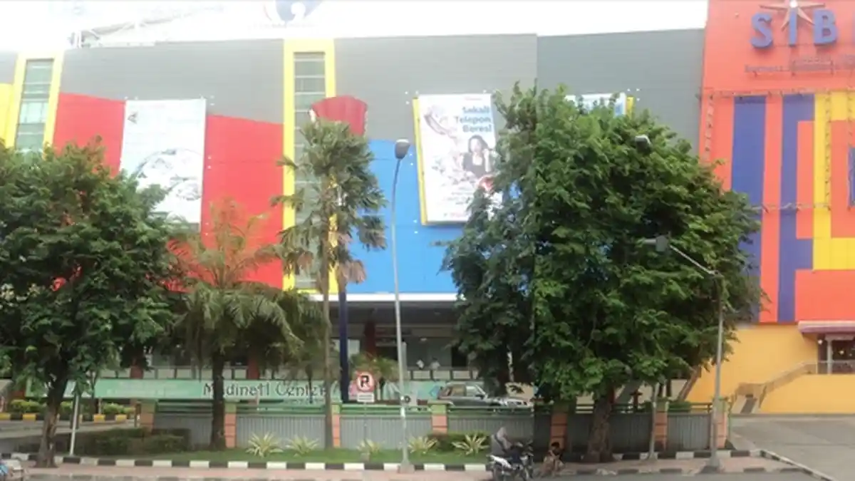 BCA Dukung Pasar Atom dan ITC Surabaya Mega Grosir