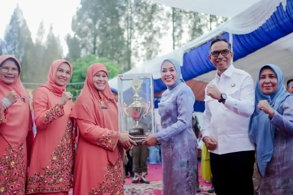 Kembali Raih Juara Umum, TP PKK Kabupaten Solok Juarai Jambore Kader Berprestasi Sumbar 2024