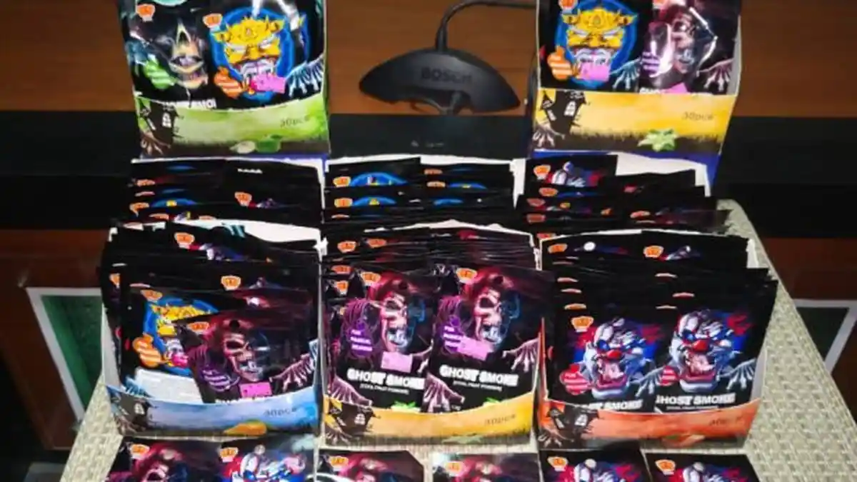 AWAS Sasar Murid SD, Pemerintah Malaysia Larang Permen Ghost Smoke di Indonesia Videonya Viral - ghost_smoke_malaysia.jpg