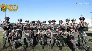 prajurit-tni-ad-yonif-para-raider-502.jpg