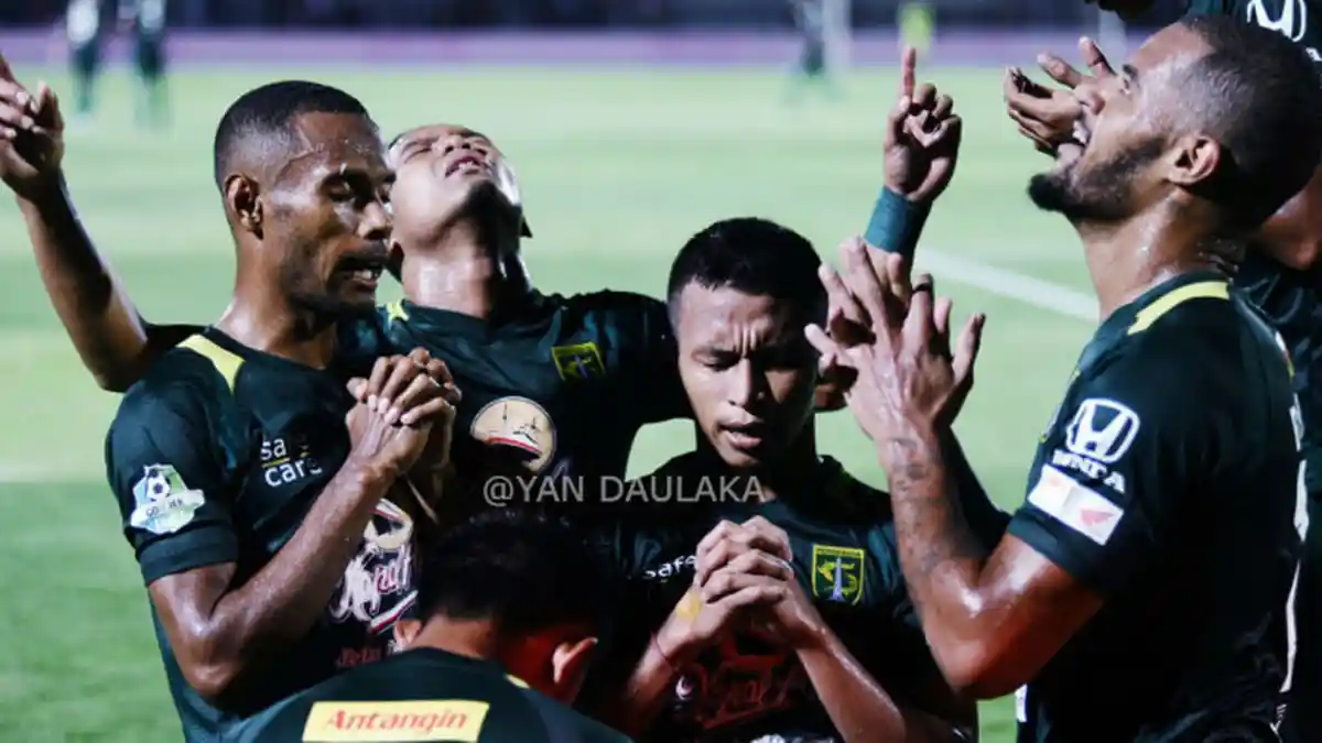 Live Streaming Indosiar PSMS vs Persebaya di Liga 1 2018, Sabtu Malam Ini. Kick Off 18.30 WIB