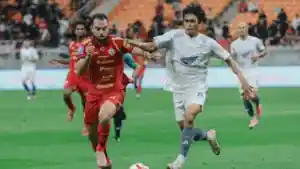 Penyebab-VAR-Mati-Total-di-Laga-Persija-Vs-PSM-Pelatih-Meradang-Mauricio-Souza-Kena-Kartu-Kuning.jpg