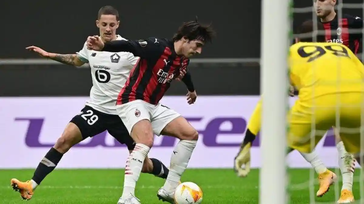 LINK Live Streaming SCTV Lille vs AC Milan Liga Eropa Jumat Dini Hari 27 Nov Kick Off 00.55 WIB