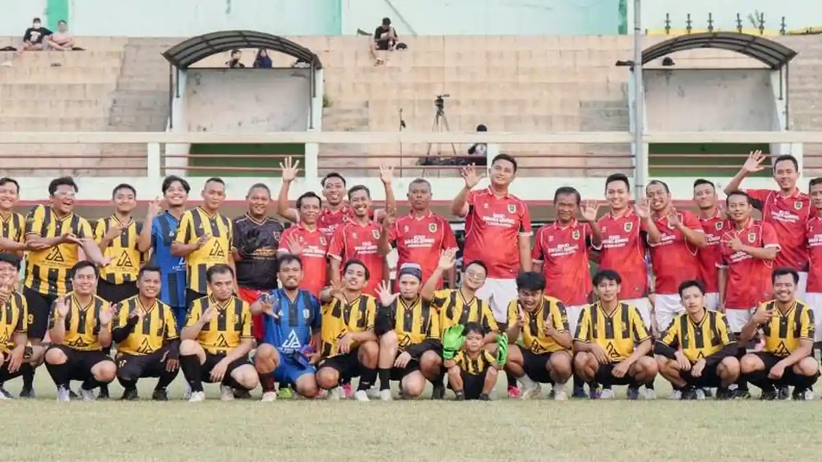 Bupati Hamenang Cetak Gol! ASN Klaten FC Kalahkan KG Media Solo FC 3-0 di Stadion Trikoyo