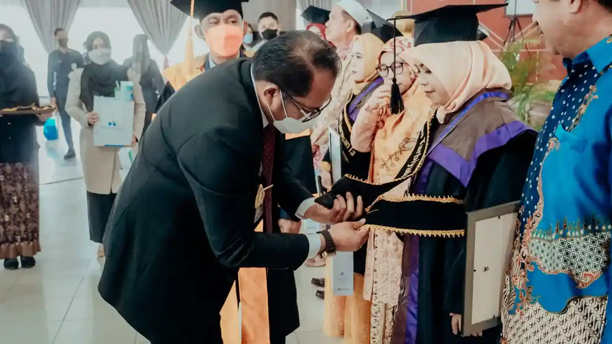 STAI Sangatta Wisuda 148 Mahasiswa, Wabup Kutim Minta Kontribusi Positif untuk Pembangunan Daerah