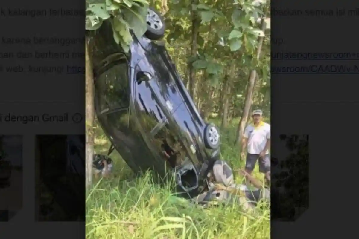 Kronologi Xenia Hitam Sucipto Berdiri Sandar Pohon Jati di Blora, Bermula dari Velg Depan Lepas