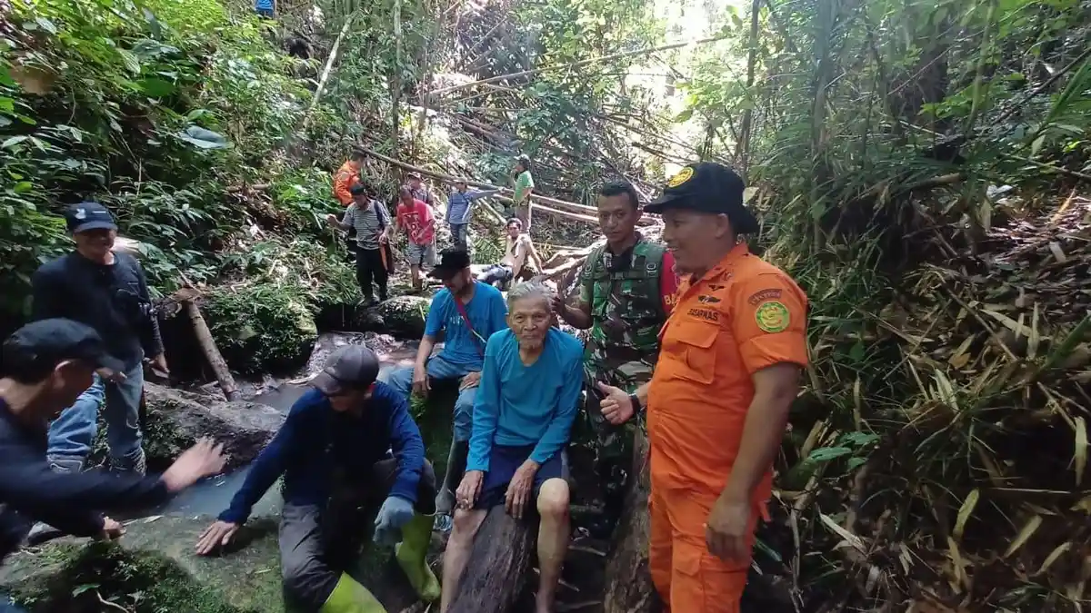 Opa Johanis Warga Desa Ranowangko II Minahasa Sulawesi Utara Ditemukan Dalam Keadaan Selamat