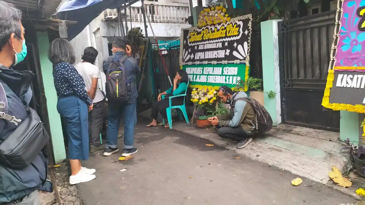Suasana Duka Masih Selimuti Rumah Aipda Irwansyah, Keluarga Masih Enggan Komentar Soal Kematiannya