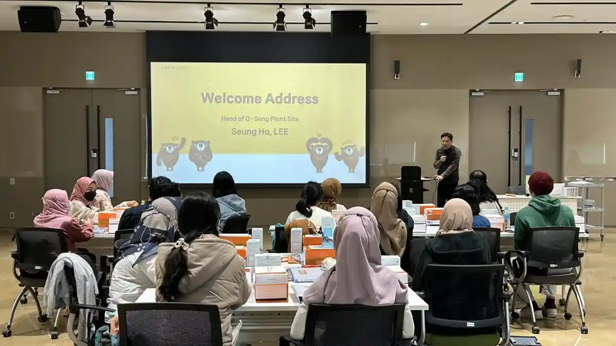Perusahaan Farmasi Korea Selatan Rekrut 19 Alumni UI dan ITB
