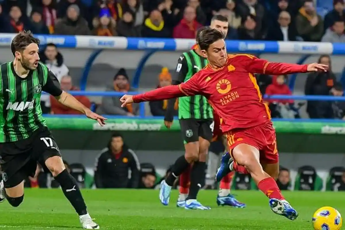 Kemenangan AS Roma atas Sassuolo di Liga Italia Tuai Kontroversi, Wasit Berat Sebelah?