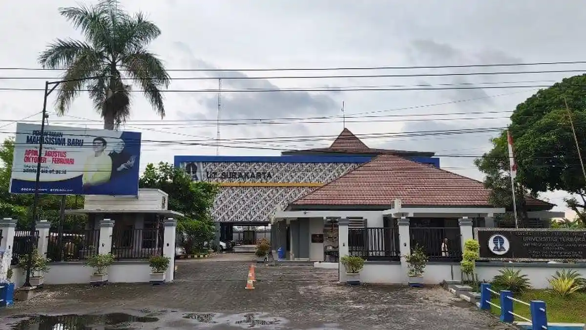 Kuliah Hemat dengan Program Non-SIPAS di UT Surakarta: Fleksibel, Terjangkau, dan Berkualitas