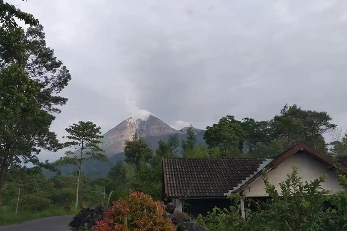 Status Siaga Gunung Merapi, Tiga Kabupaten di Jateng Masuk Kategori Bahaya, Ini Data Lengkapnya
